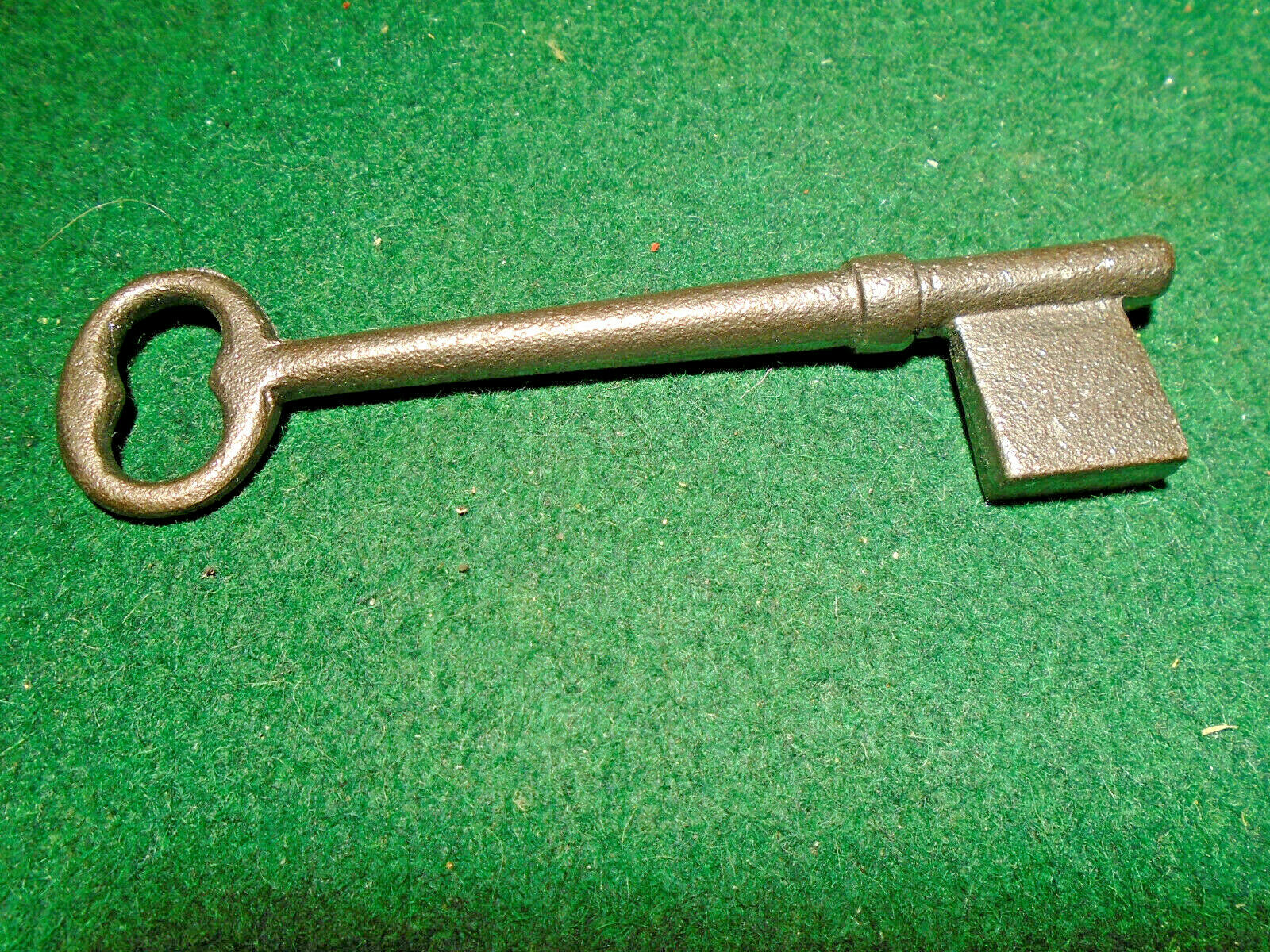 4" STEEL BIT KEY BLANK with TAPERED END - PERFECT for OLD RIM LOCKS (33149)